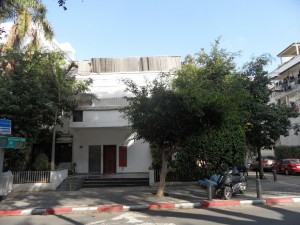 Tel Awiw (606)